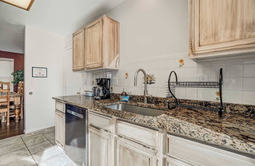 Colorado Springs House | 3BD Quiet Suburbs Restaurants & Parks