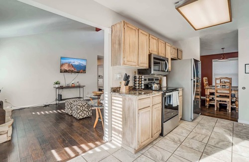 Colorado Springs House | 3BD Quiet Suburbs Restaurants & Parks