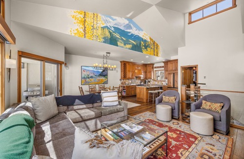 Beaver Creek House | 3BR/3.5BA Townhome Steps to Beaver Creek Village & Lifts by RedAwning