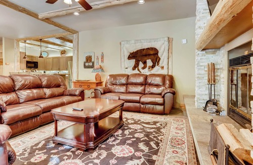Mountain House Condo | 3Br Condo Chateaux Dumont 2724 ~Walk to Lift by RedAwning