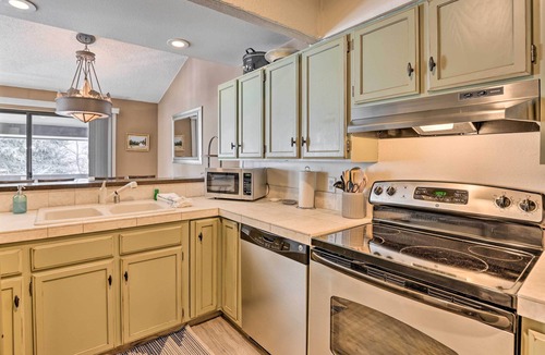 Eagle-Vail Condo | 3BR Riverfront Retreat 1 Min to Vail or BC Shuttle