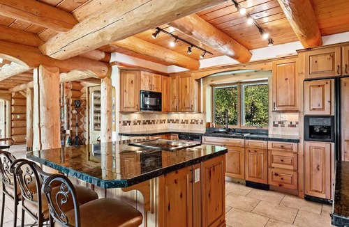 Tabernash Cabin | 4 Acre Luxury Log Cabin Minutes from Skiing, Fishing, Biking, Golf, and Boating