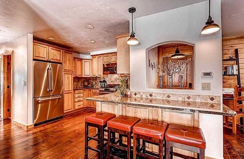 Wildernest House | 4-Bed, 3-Bath with Hot Tub; Sleeps 10, 3 parking spaces, license #BCA-78675
