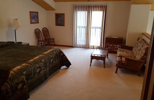 Elk Meadows House | 4 Bedroom, 3 Bath 2100 Sq. Ft Home with a Private Hot Tub and Large Deck