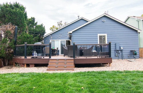 Highlands Ranch House | 4-Bedroom Comfort Near It All Fire Pit & More!