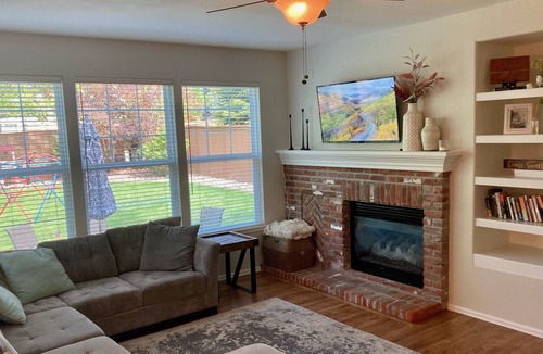 Northridge House | 4 bedroom Highlands Ranch home