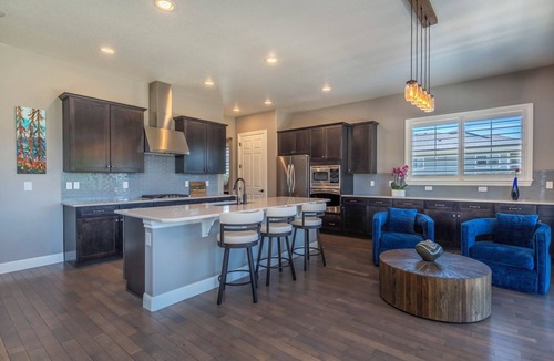 Broomfield House | 4 Bedroom home in Broomfield with Rocky Mountain Views!