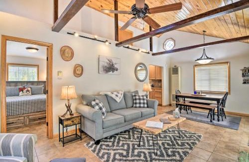 Grand Lake House | 4 Mi to Grand Lake Mtn-View Cabin with Fire Pit!