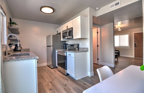 Grand Junction House | 4 Private townhomes, 8 bedrooms, sleeps 20!