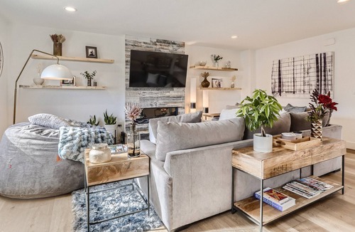 Jefferson Park House | 4 story brand new modern townhome in the heart of Jefferson Park