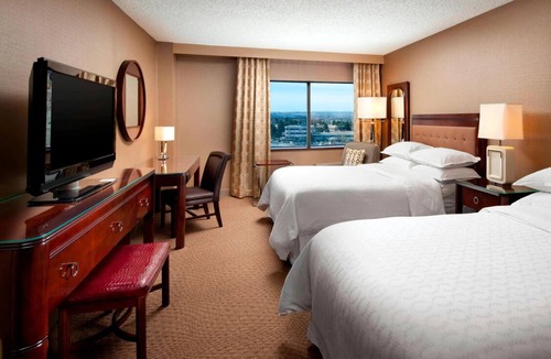 Greenwood Village House | 4 Units Minutes to Denver Zoo & Downtown Aquarium. Pets Allowed, Pool!