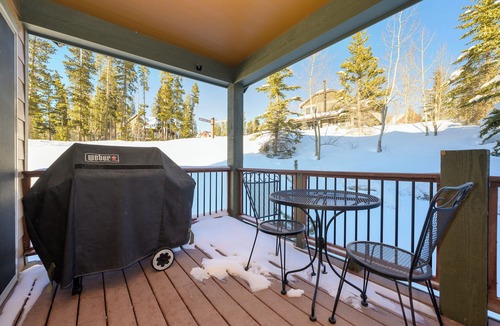 Rendezvous House | 40 Reunion Ct w/private hot tub