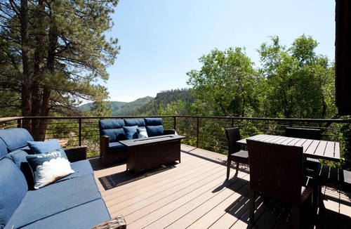 Durango House | 400 m² House ∙ 4 bedrooms ∙ 10 guests