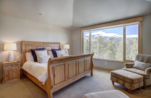 Warrior's Mark West House | 407 m² House ∙ 7 bedrooms ∙ 16 guests