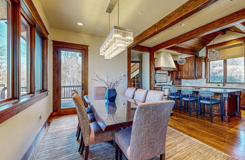 Edwards House | 409 m² House ∙ 4 bedrooms ∙ 12 guests