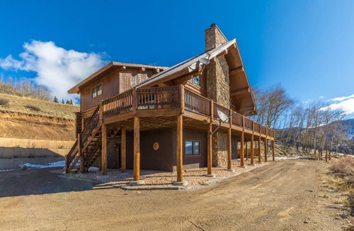 Creede Cabin | 418 m² Cabin ∙ 3 bedrooms ∙ 6 guests