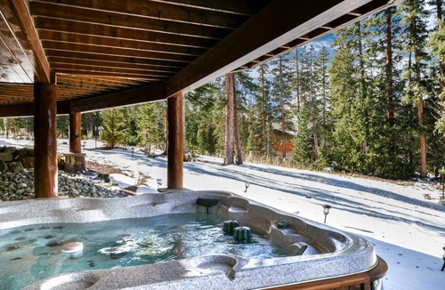 Quandary Village Cabin | 423 m² Cabin ∙ 4 bedrooms ∙ 8 guests