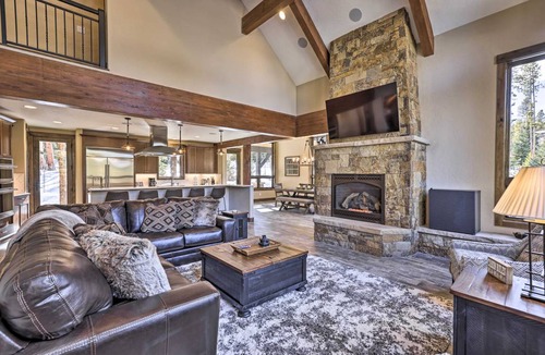 Fairways House | 428 m² House ∙ 5 bedrooms ∙ 14 guests