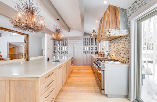 Highland Meadows House | 432 m² House ∙ 4 bedrooms ∙ 10 guests