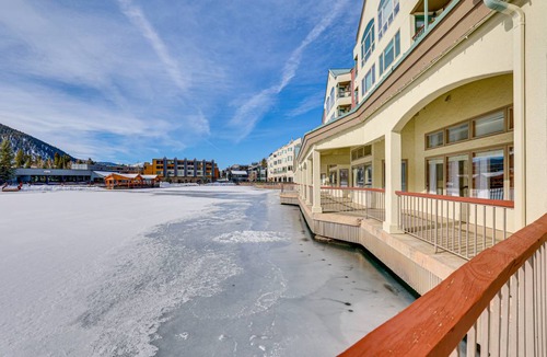 Lakeside Village Apartment | 45 m² Apartment ∙ 4 guests