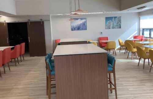 Colorado Springs Hotel | 45 m² Hotel ∙ 8 guests