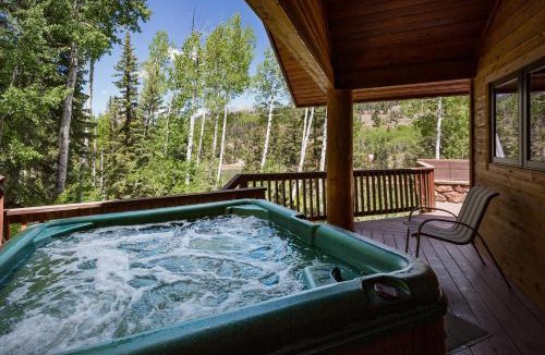 Columbine Lake House | 450 Beaver Circle