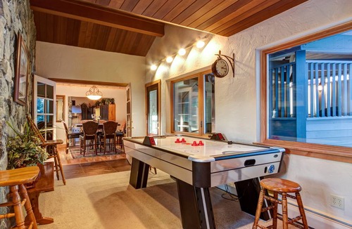 Warrior's Mark West House | 458 m² House ∙ 6 bedrooms ∙ 10 guests