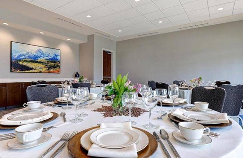 Centerra Hotel | 46 m² Hotel ∙ 127 guests