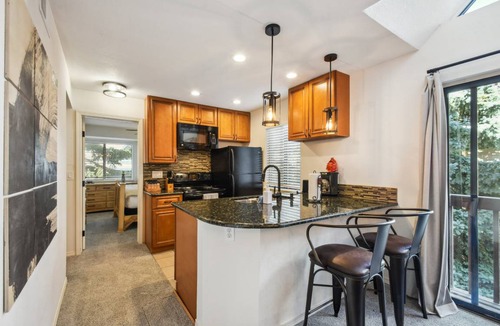 Englewood Apartment | 47 m² Apartment ∙ 1 bedroom ∙ 2 guests