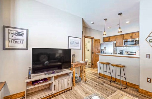 Four O'Clock Condo | 47 m² Condo ∙ 1 bedroom ∙ 4 guests