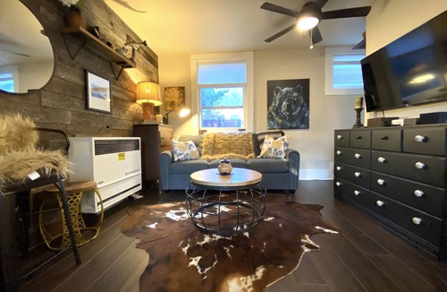 University Park House | 47 m² House ∙ 1 bedroom ∙ 4 guests