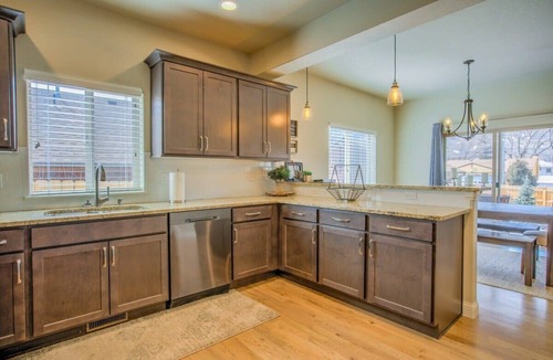 Colorado Springs House | 4BD Pikes Peak Views | Minutes to Hiking & Dining!