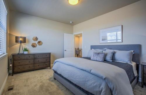 Colorado Springs House | 4BD Westside Vacation Home w Space & Flexibility