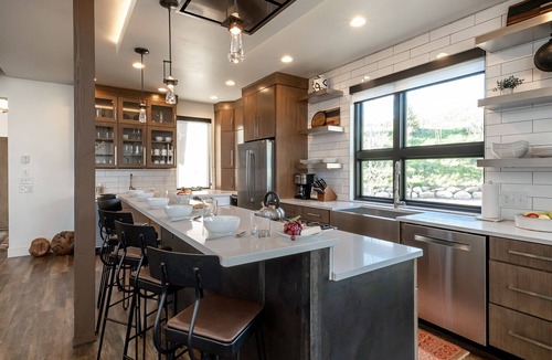 Steamboat Springs House | 4BR + Hot Tub + Deck + Mountain Views - Hilltop Chateau