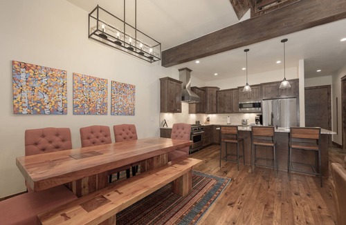 Old Town House | 4BR townhouse w/hot tub, fireplace & slope views