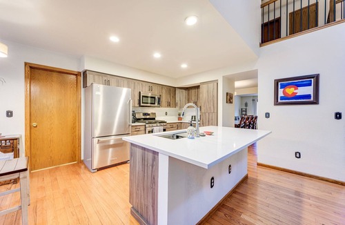 Fort Collins House | 5 Bedroom house with a Hot Tub and Home Theater!