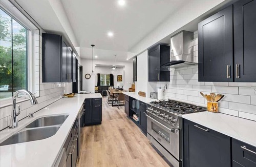Eagle House | 5 Bedroom - Located in Old Town Eagle