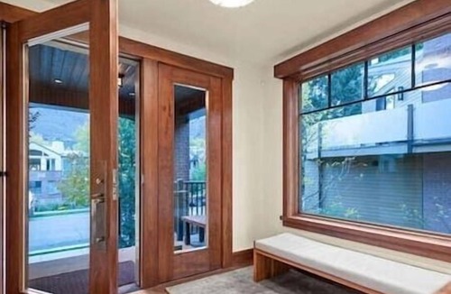 Aspen House | 5 Bedroom Modern Duplex in Aspen Core, Great Views