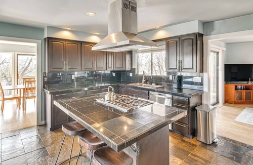 Skyway House | 5 Mi to Area Attractions: Home w/Indoor Hot Tub