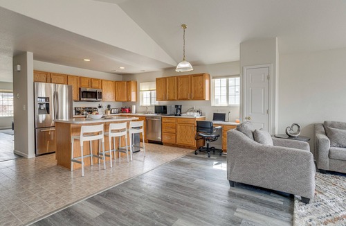 Sterling Hills House | 5 Mi to Cherry Creek State Park: Cozy Family Home!