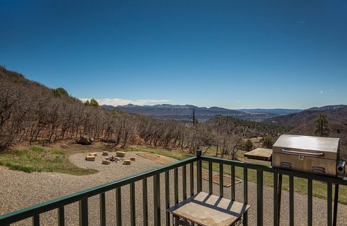 Durango House | 5 Min To Downtown Durango, Privacy, Bordering National Forest!