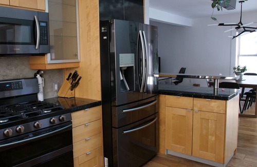 Englewood House | 5-Star 5BR Home + Gym & 11AM Checkout!