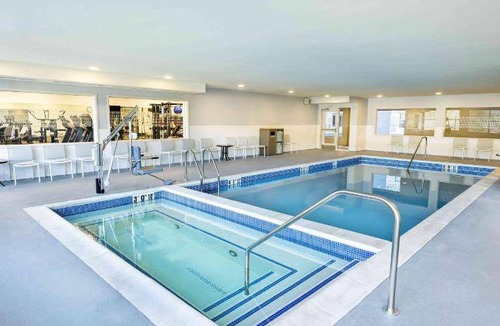 Downtown Colorado Springs Hotel | 50 m² Hotel ∙ 127 guests