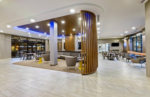 Downtown Colorado Springs Hotel | 50 m² Hotel ∙ 127 guests