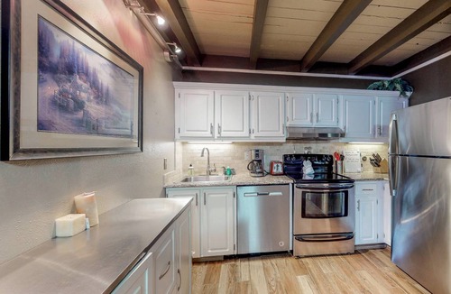 Wildernest Condo | 53 m² Condo ∙ 1 bedroom ∙ 4 guests