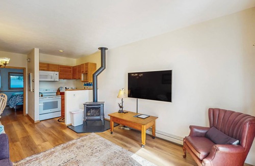 Wildernest Condo | 53 m² Condo ∙ 1 bedroom ∙ 4 guests