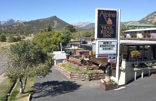 Estes Park Hotel | 53 m² Motel ∙ 127 guests