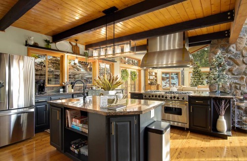 Shadow Mountain House | 538 m² House ∙ 5 bedrooms ∙ 16 guests