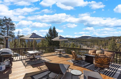 Shadow Mountain House | 538 m² House ∙ 5 bedrooms ∙ 16 guests