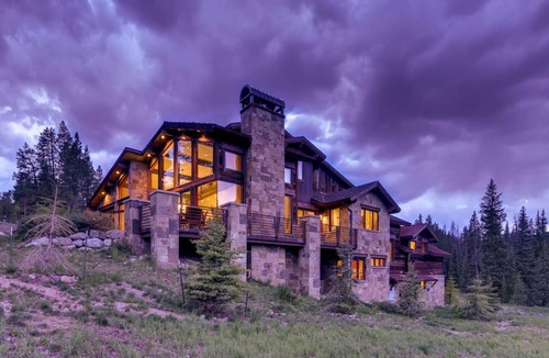 Copper Mountain House | 546 m² House ∙ 7 bedrooms ∙ 26 guests